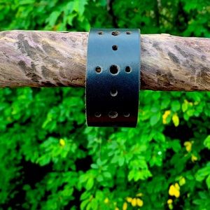 🍎BOGO🍎 Unisex black leather cuff bracelet